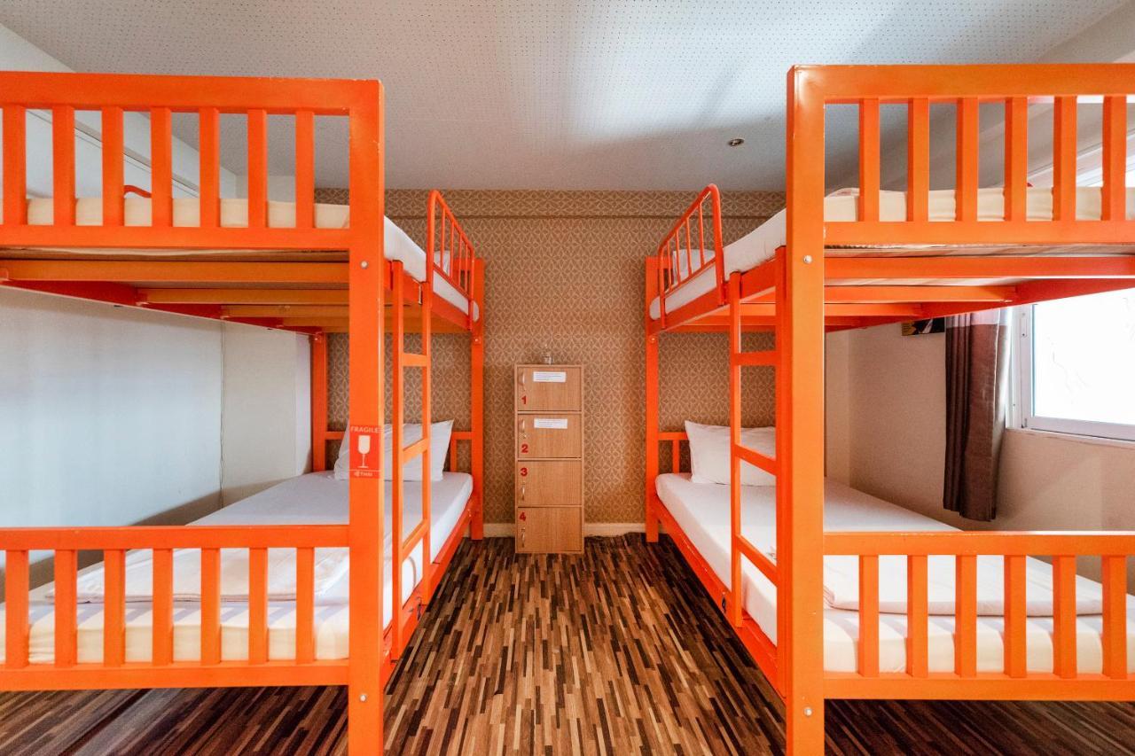 Oyo 618 At Khaosan Hostel (Adults Only) Bangkok Exterior photo